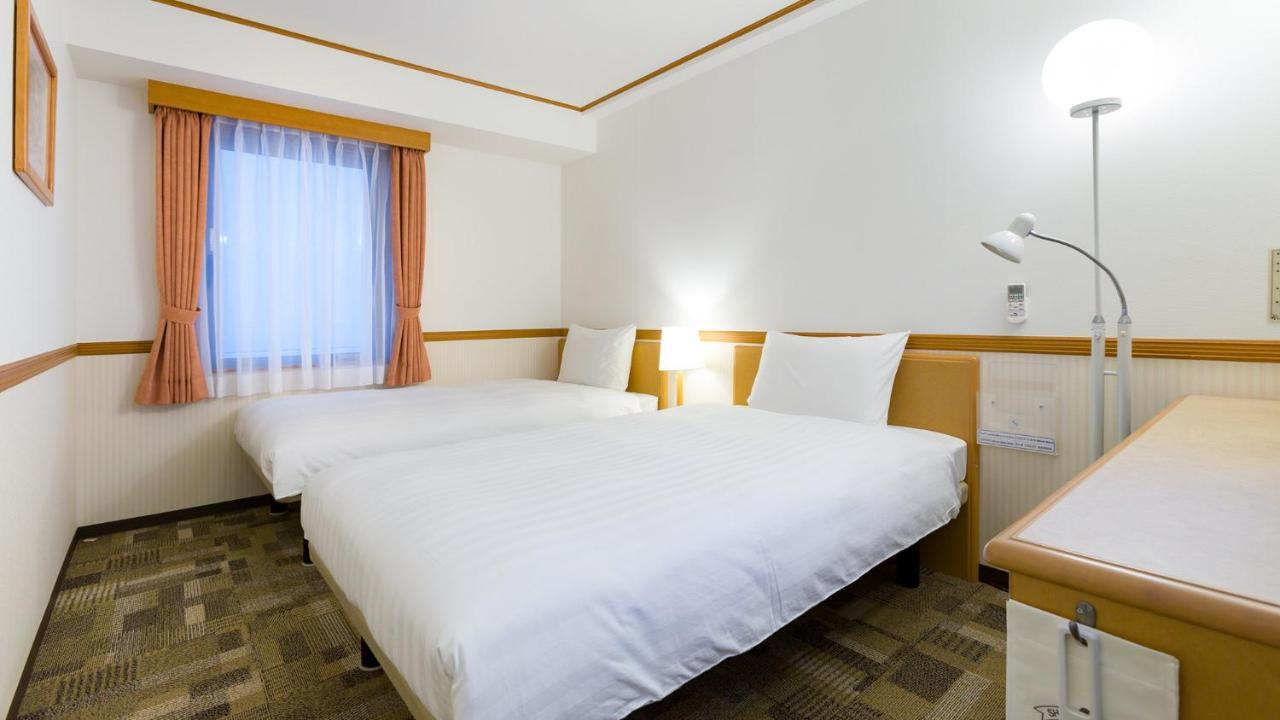 Toyoko Inn Kokura-Eki Minami-Guchi Kitakyushu Eksteriør bilde
