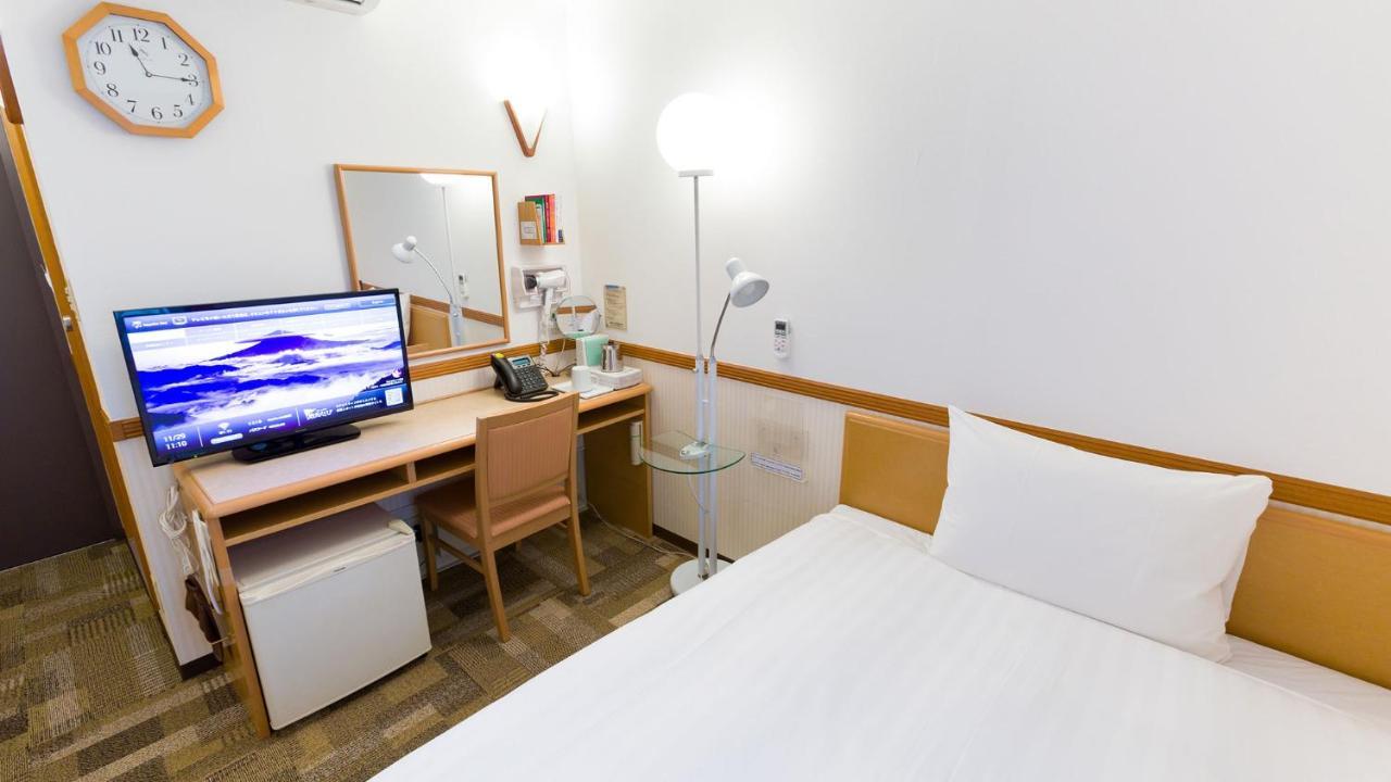 Toyoko Inn Kokura-Eki Minami-Guchi Kitakyushu Eksteriør bilde