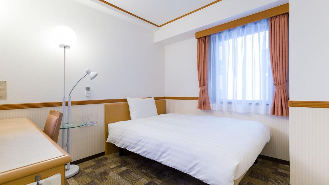 Toyoko Inn Kokura-Eki Minami-Guchi Kitakyushu Eksteriør bilde