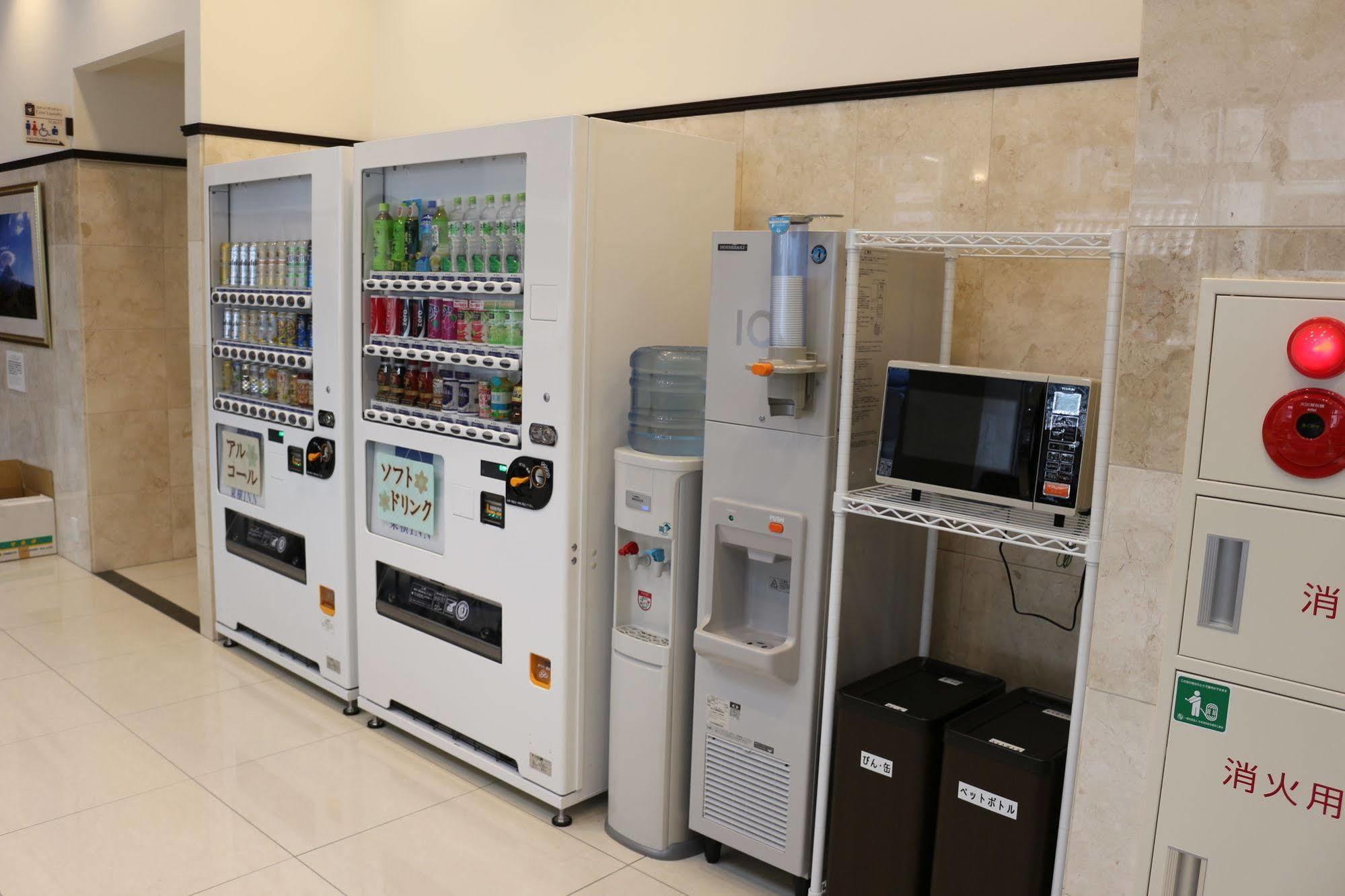 Toyoko Inn Kokura-Eki Minami-Guchi Kitakyushu Eksteriør bilde